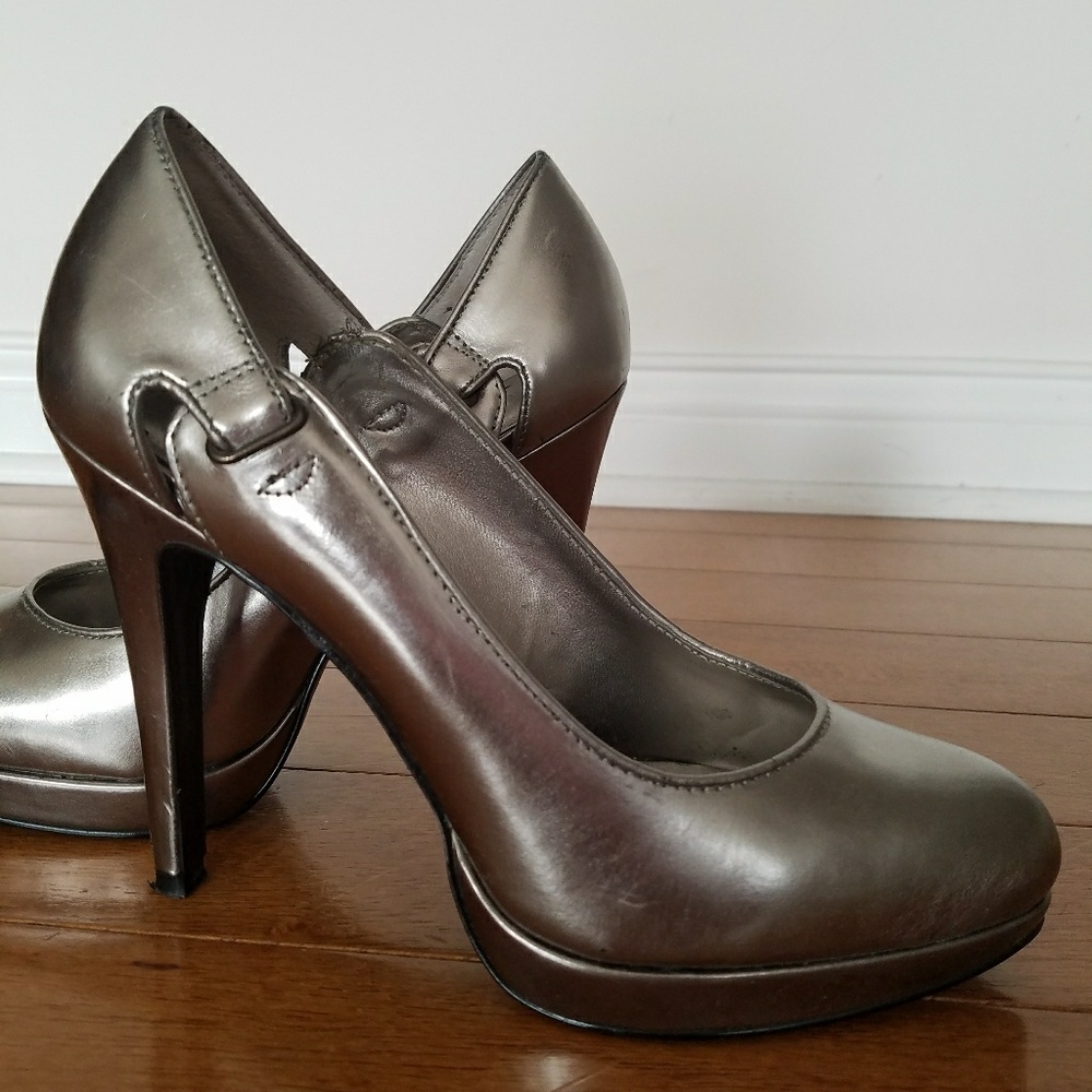Silver Heels BCBG